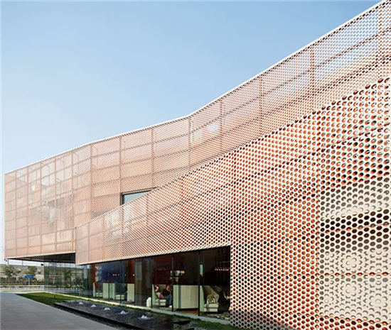 ���̰���