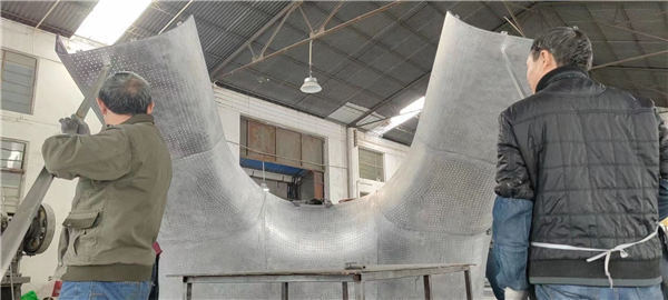 �p���X�ΰ�